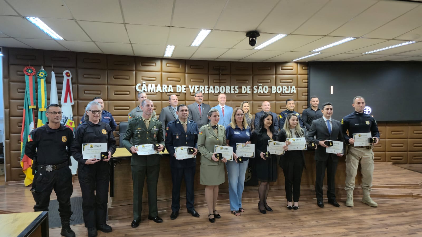 Sessão solene destaca trabalho de profissionais da segurança pública em São Borja