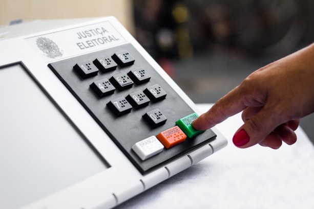 Prazo para regularizar título de eleitor encerra nesta quarta-feira