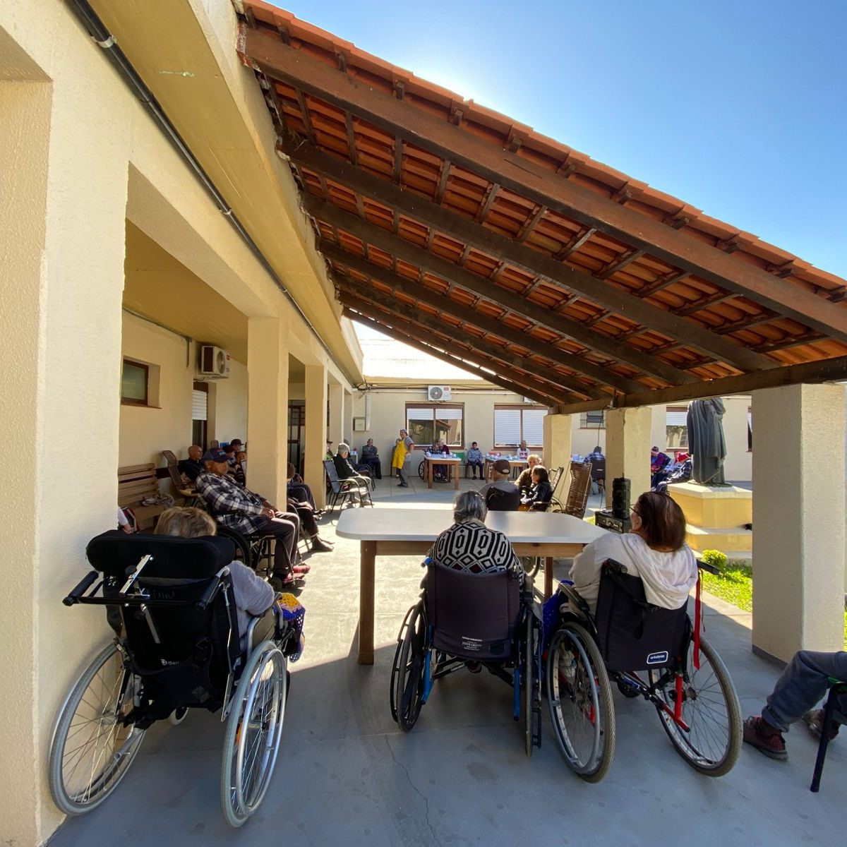 Atividade ao ar livre reúne moradores do Residencial São Vicente de Paula em São Borja