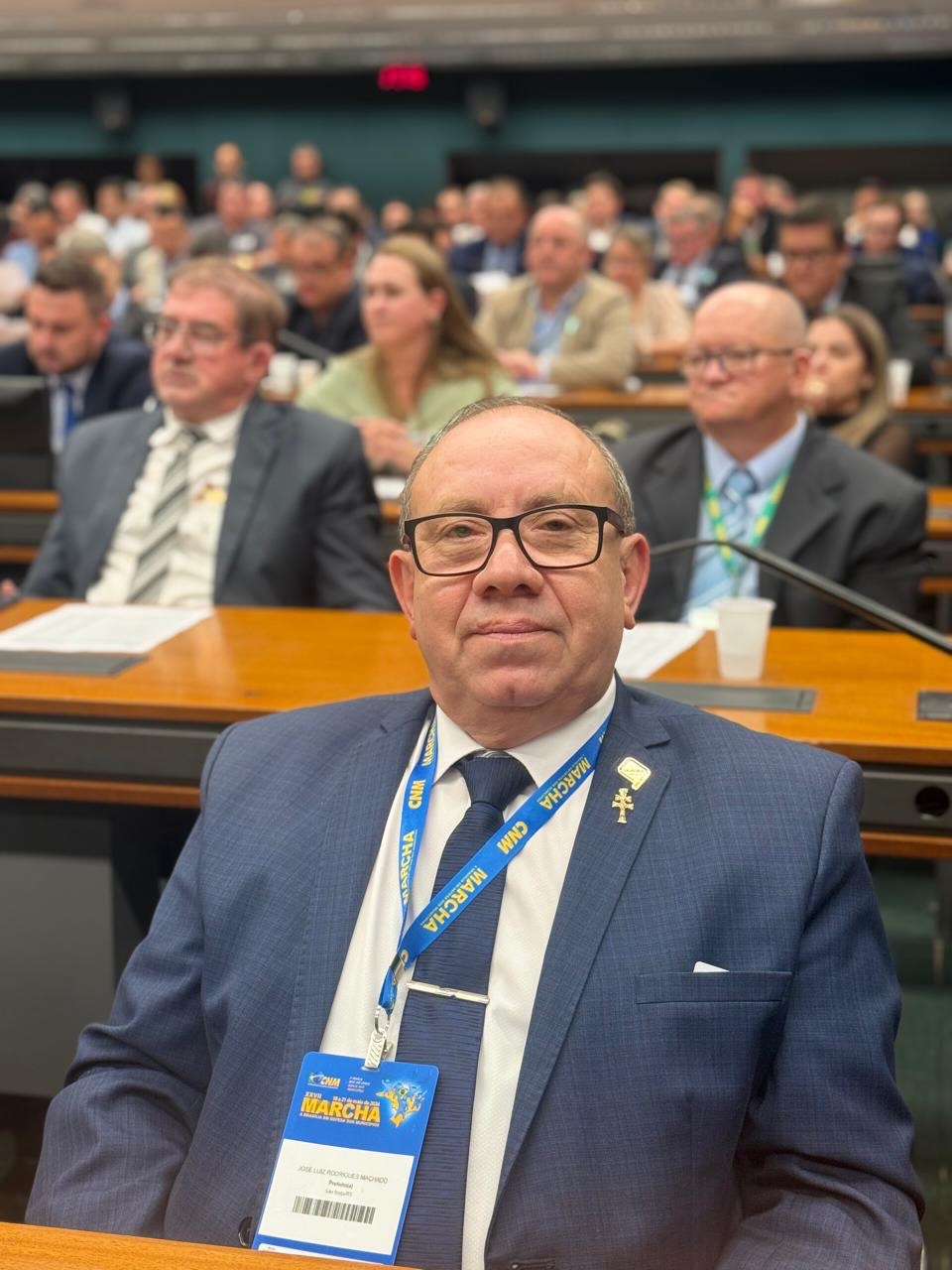 Prefeito de São Borja participa de reunião da Bancada Gaúcha em Brasília