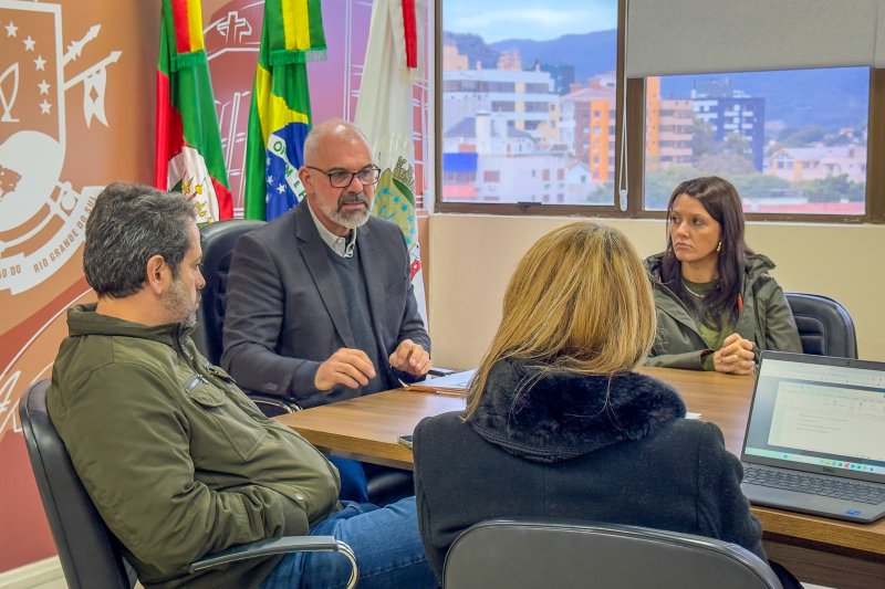 Prefeito cobra providências da Corsan após reclamações sobre contas de água em Santa Maria