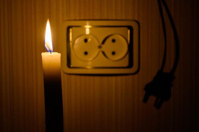 Conta de luz seguirá mais cara em junho com manutenção da bandeira amarela