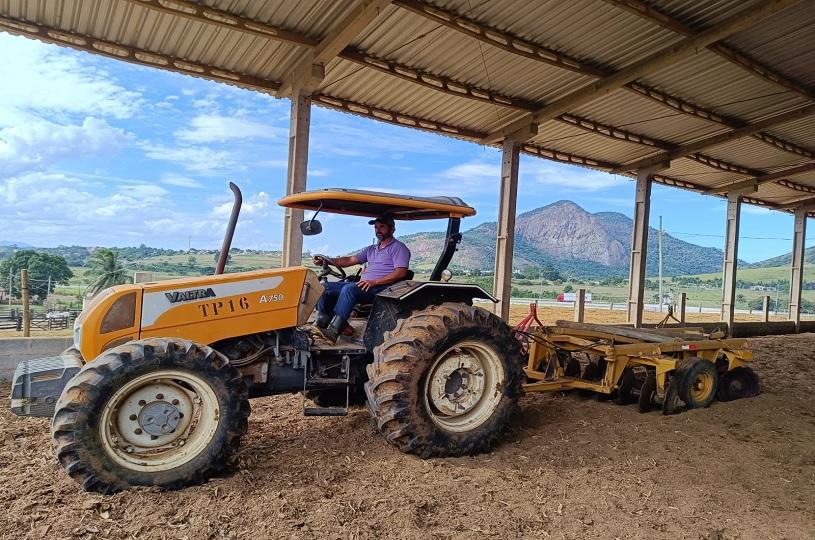 Sindicato Rural e Senar promovem curso de manutenção e operação de tratores