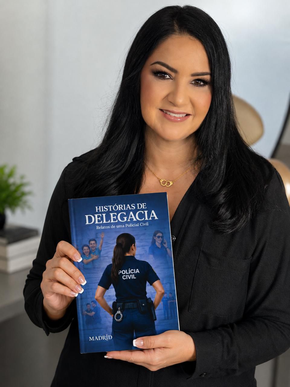 Livro ‘Histórias de Delegacia’ retrata bastidores da Polícia Civil no interior do RS