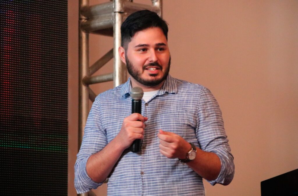 Luís Vicente Aquino anuncia desistência de pré-candidatura a deputado federal