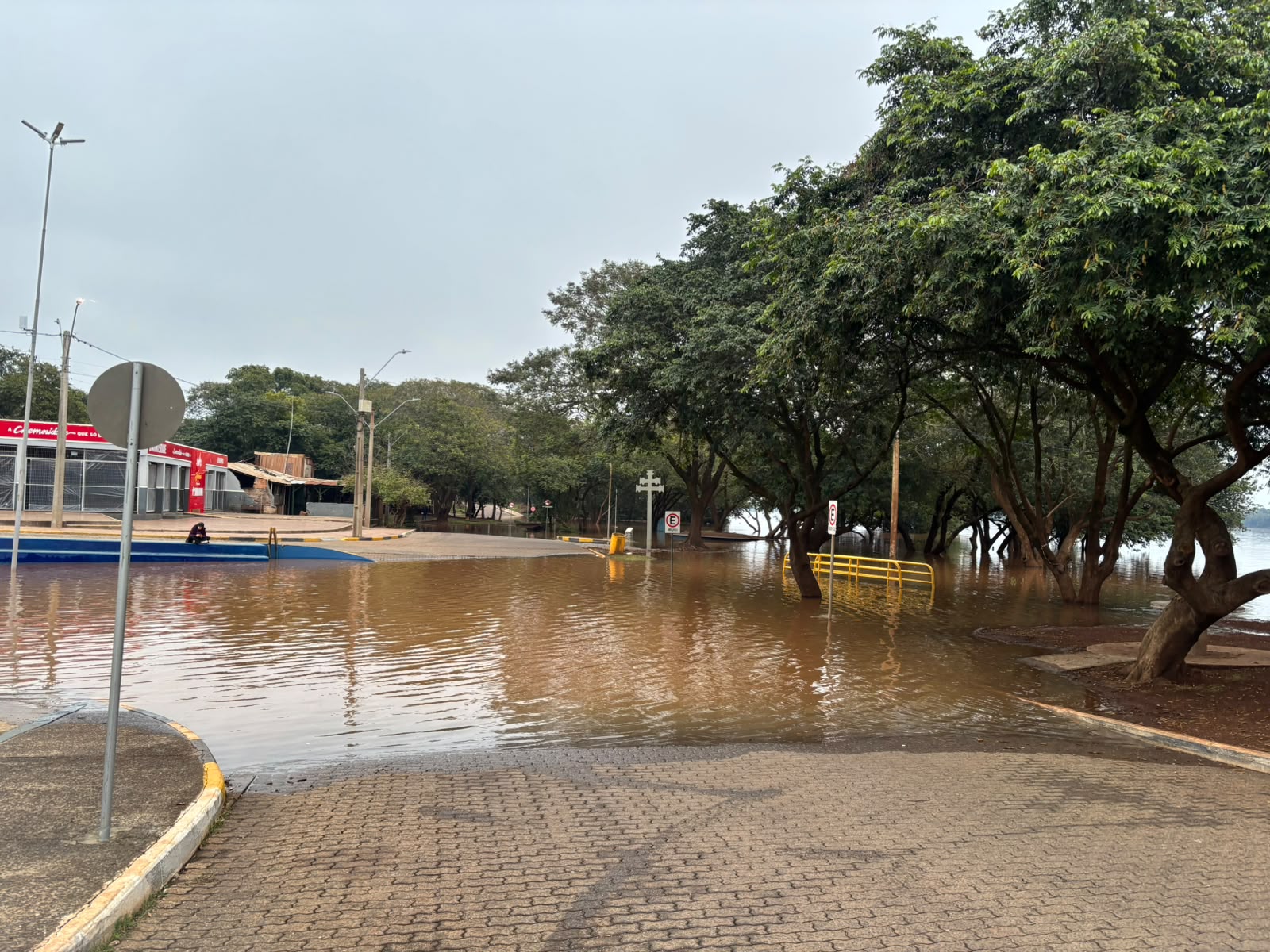 Rio Uruguai chega a 8,53 metros e pode atingir cota de alerta nas próximas horas em São Borja