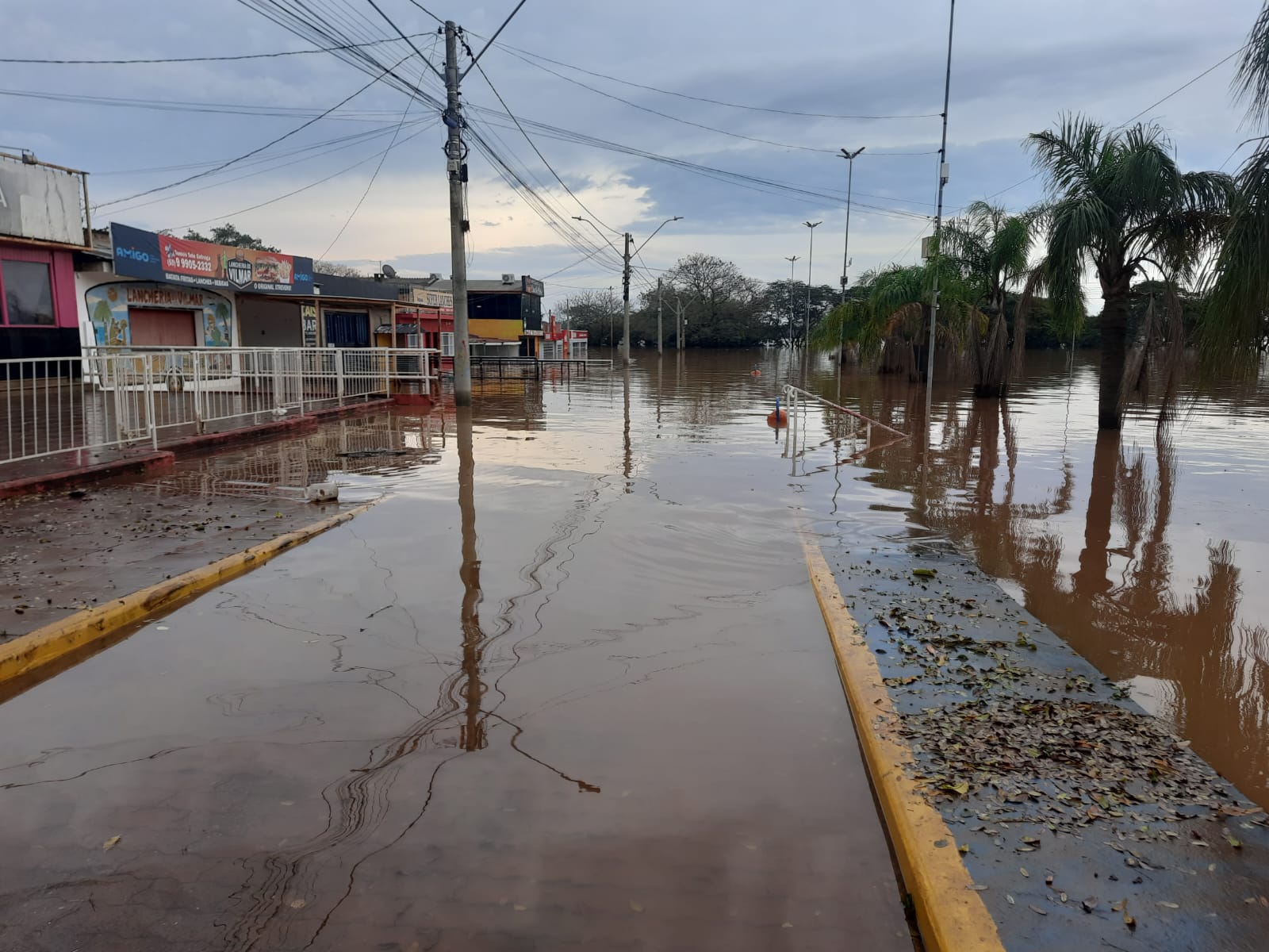 Rio Uruguai baixa para 8,86 metros em São Borja, mas situação ainda exige atenção