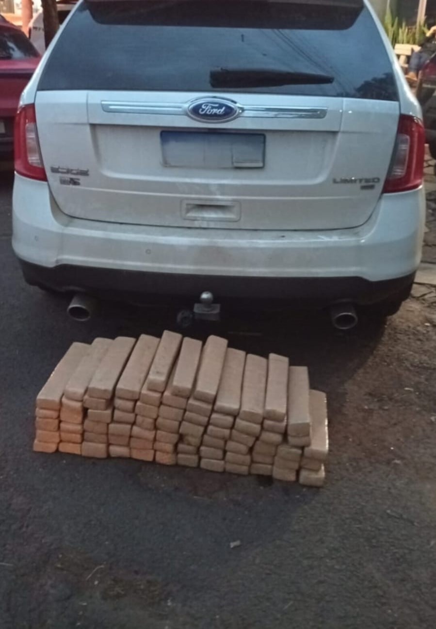 Brigada Militar apreende cerca de 70 quilos de maconha na ERS-168, em Bossoroca