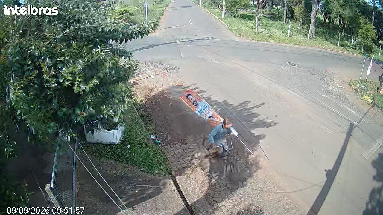 Propagandas de candidatos são alvo de furto e tentativa de furto em São Borja