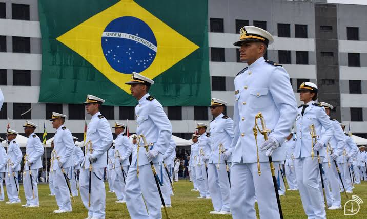 Marinha abre mais de 370 vagas para oficiais temporários