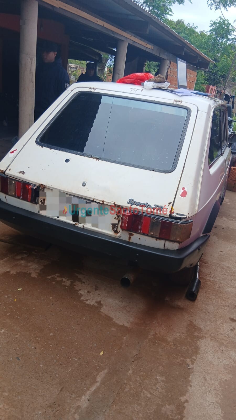 Polícia apreende motos, carro adulterado e documentos falsos em Santo Tomé