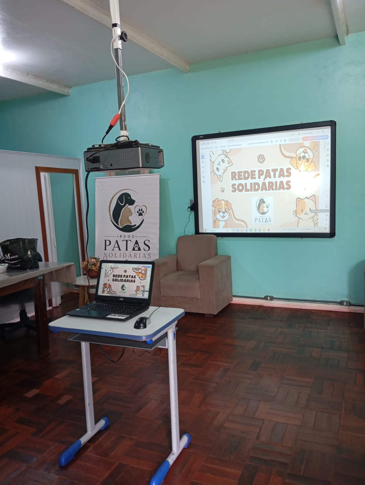 Causa animal é tema de atividade com alunos da Escola Francisco Miranda em  São Borja