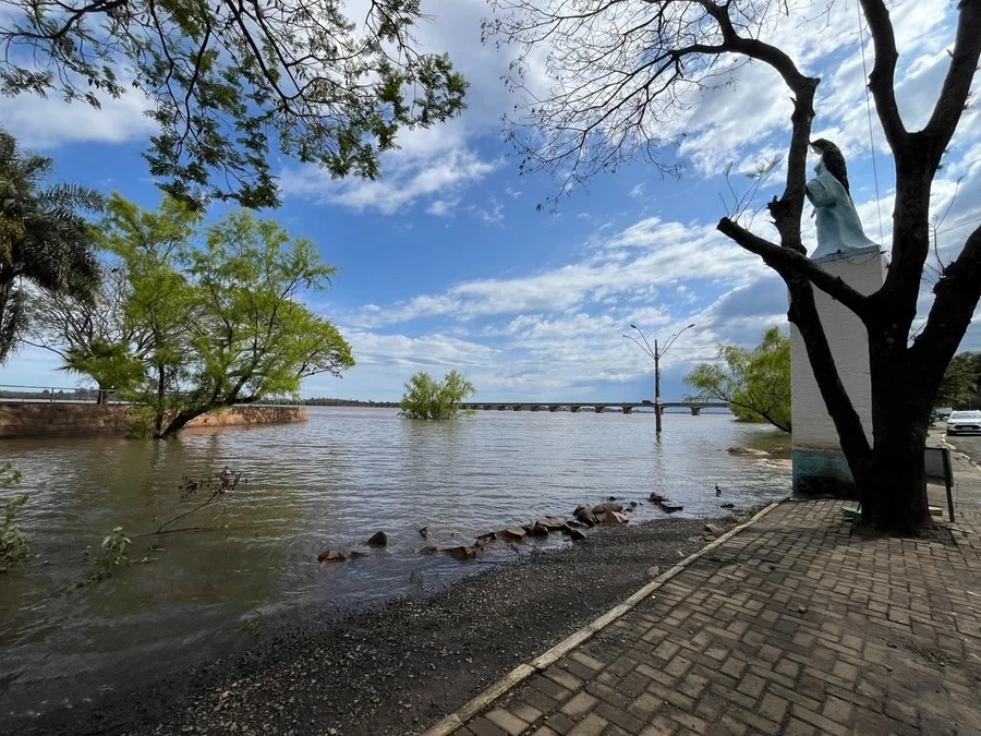 Rio Uruguai sai da cota de inundação em Uruguaiana após 16 dias